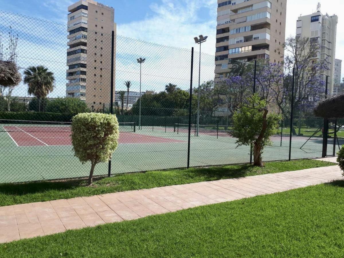Exclusive Beachfront Apartment Torremolinos - Pool - Paddle - Tenis - Wifi - Central Aircon מראה חיצוני תמונה